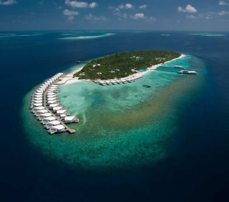 Сколько островов на Мальдивах Amilla Fushi