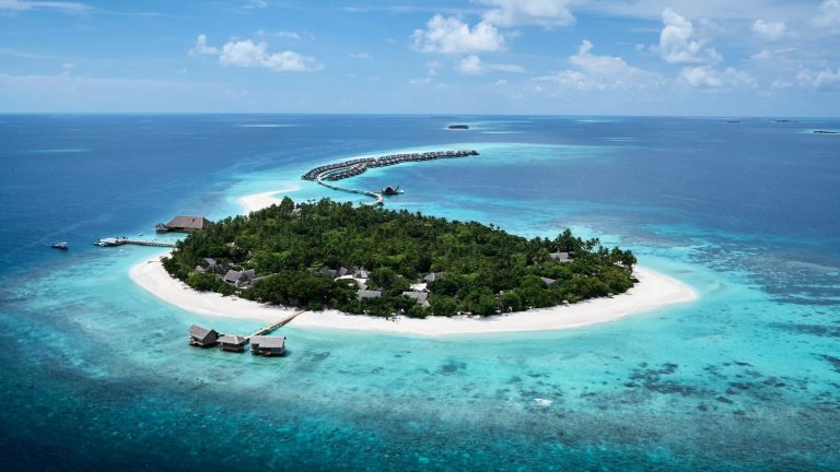 Самый дорогой отель на Мальдивах Остров