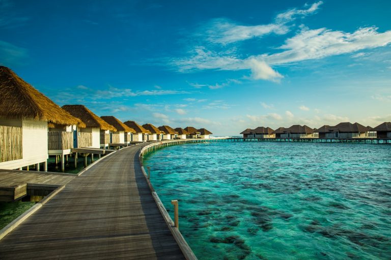 Сколько стоит поездка на Мальдивы бунгало