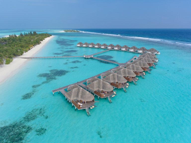 Сколько стоит путевка на Мальдивы отдохнуть