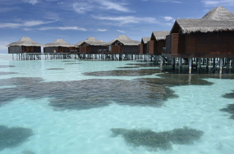 Температура воды на Мальдивах в отелях